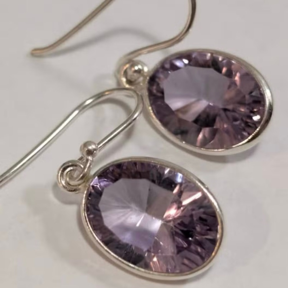 New Elegant Amethyst Sterling Silver Earrings – 3.93g – New - Picture 1 of 3